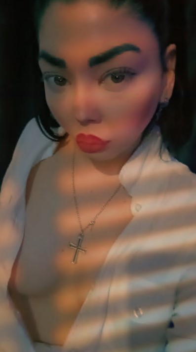 izmirescortcansu-1 İzmir Escort Cansu Eve, Otele, Rezidanslara Gelirim