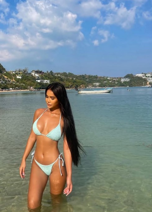 izmirescortece-2 İzmir Escort Ece Eve, Otele, Rezidanslara Geliyorum