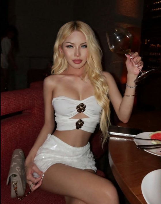 izmirescorteliz-1 İzmir Escort Eliz Eve Ve Otele Geliyorum