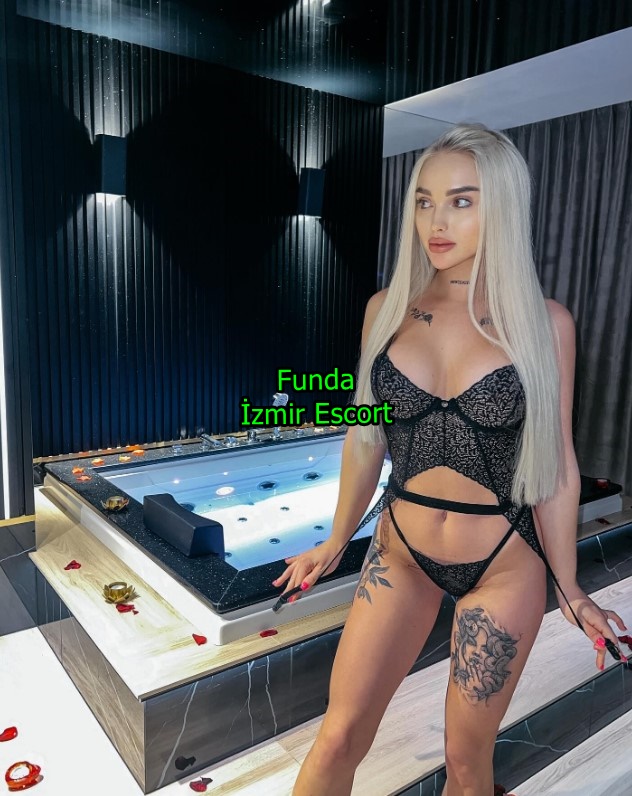 izmirescortfunda-3 İzmir Escort Funda Sıradanlıktan Sıkıldıysan Benimle Yepyeni Dünyaya Adım At!