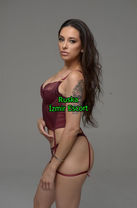 izmirescortruska-1 İzmir Escort Ruska Islaklığım Seni Ararken İnlemelerim Kulaklarında Çınlayacak