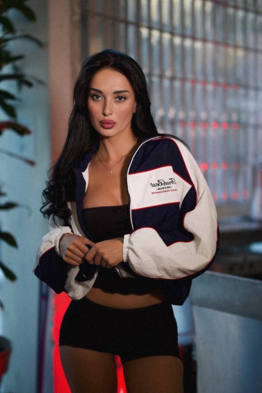 izmirescortmeryem-3 İzmir Escort Meryem 24 Yaşında Çıtır Bir Kadınım